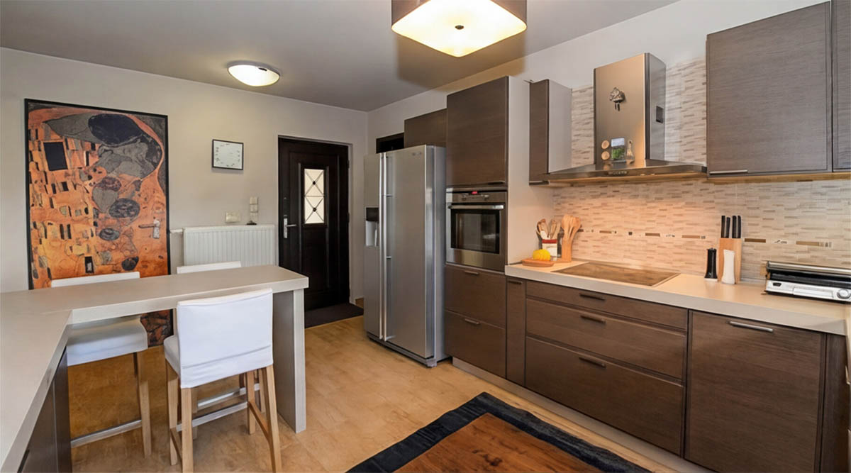A view of the kitchen