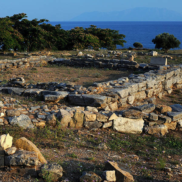 A view of the Temple of Apollo in Mesimvria Zone